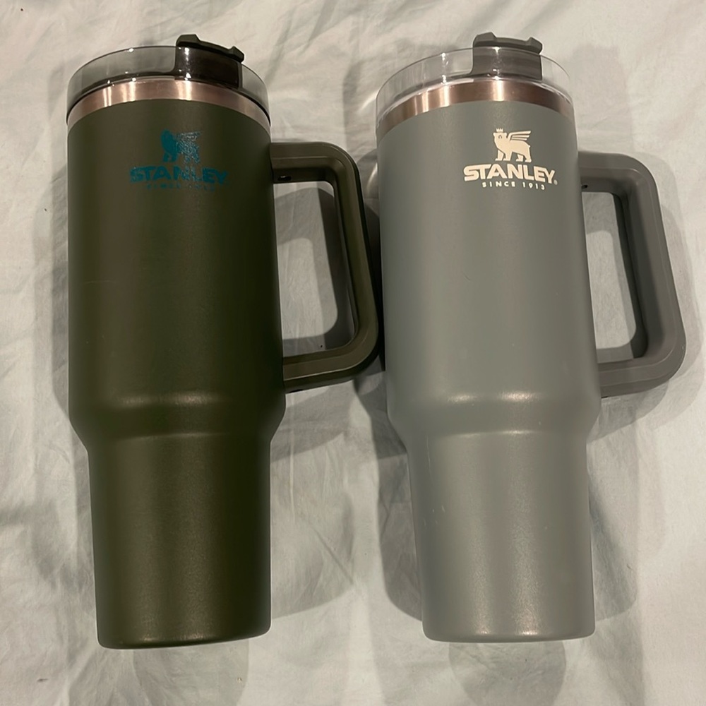 Stanley 40oz quencher bundle